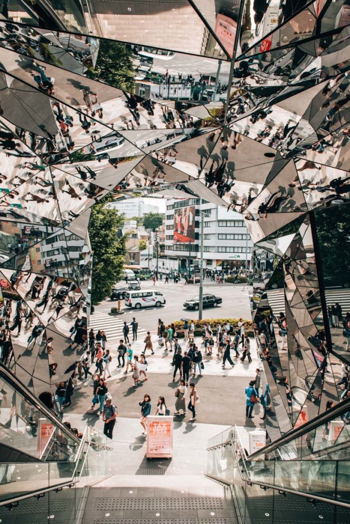Tokyo Plaza Spiegel
